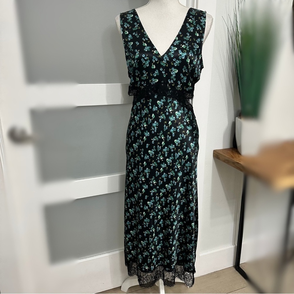 Rails Pandora Floral Satin Crepe Midi Dress Black
Green SZ Small Fairy EUC